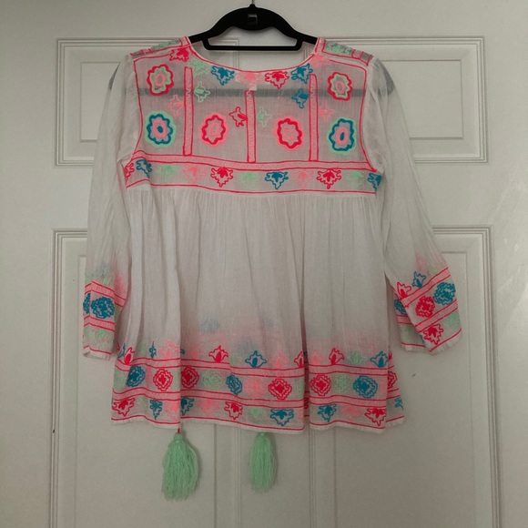 Embroidered Top - Picture 4 of 6